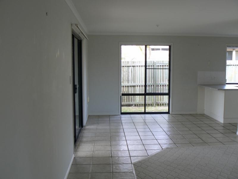 20 Ivybird Court, Torquay QLD 4655