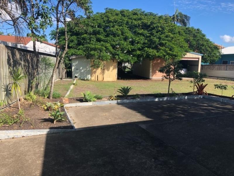472A Esplanade, Torquay QLD 4655
