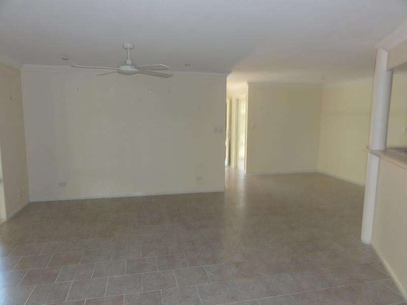 7 Boleyn Place, Torquay QLD 4655