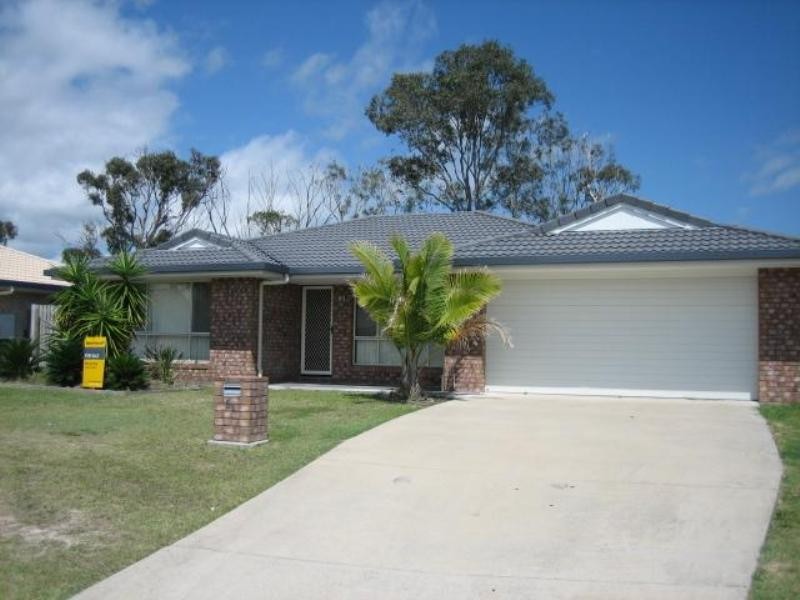 61 Bunya Court, Eli Waters QLD 4655