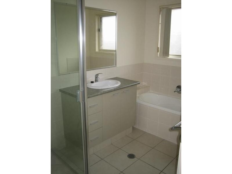 61 Bunya Court, Eli Waters QLD 4655