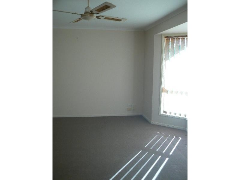 4 Willow Court, Kawungan QLD 4655