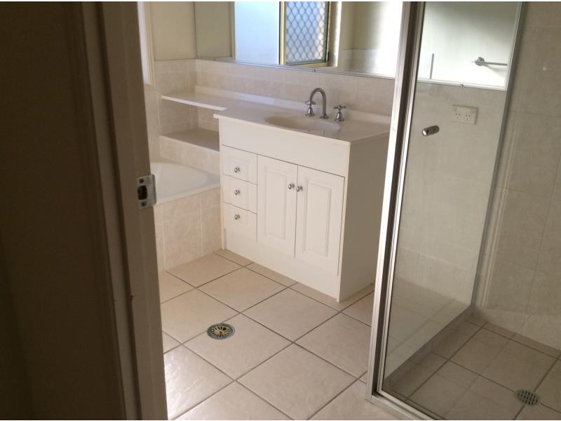 5 Arlington Court, Kawungan QLD 4655