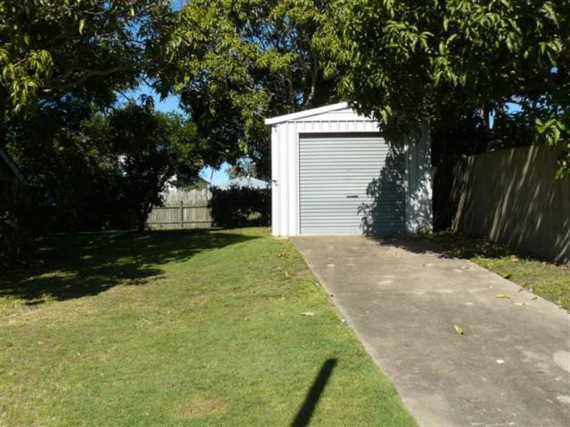 65 Kent Street, Urangan QLD 4655