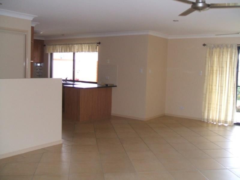 47 Taylor Street, Pialba QLD 4655