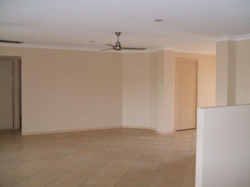 47 Taylor Street, Pialba QLD 4655