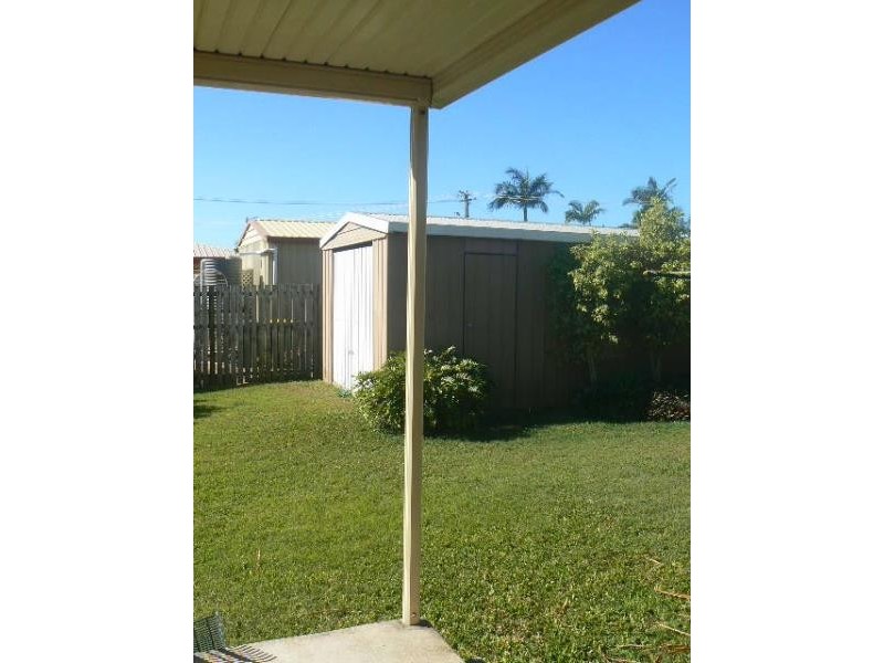 27 Martin Street, Point Vernon QLD 4655