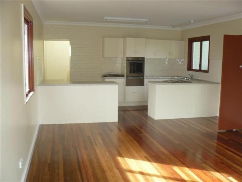 12 Freshwater Street, Scarness QLD 4655