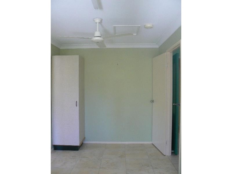 14 Parraweena Court, Point Vernon QLD 4655