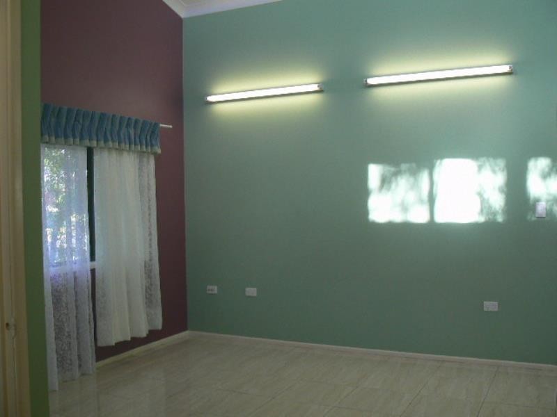 14 Parraweena Court, Point Vernon QLD 4655