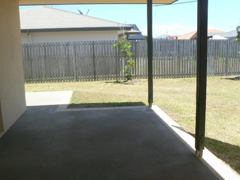 3 Protector Way, Eli Waters QLD 4655