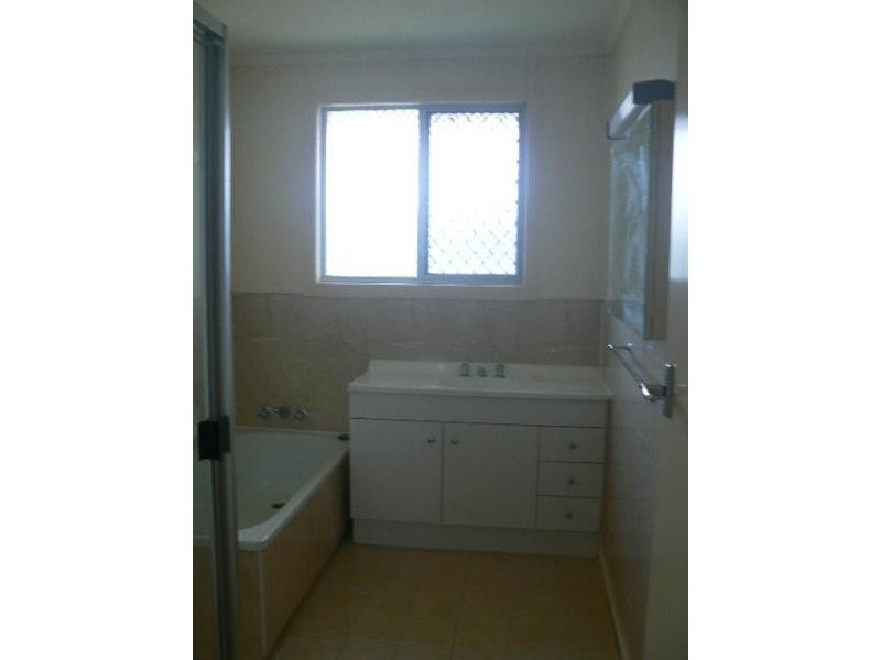 89 Long Street, Point Vernon QLD 4655