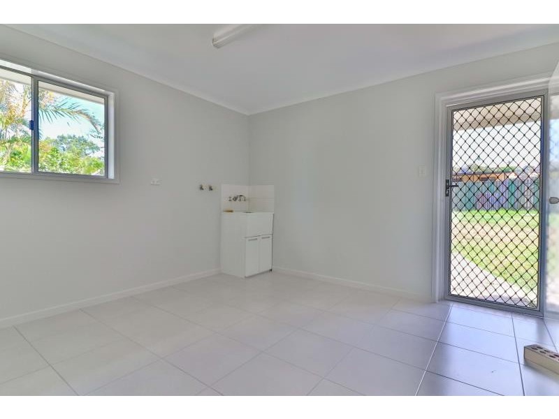 16 Johnstone Blvd, Urraween QLD 4655