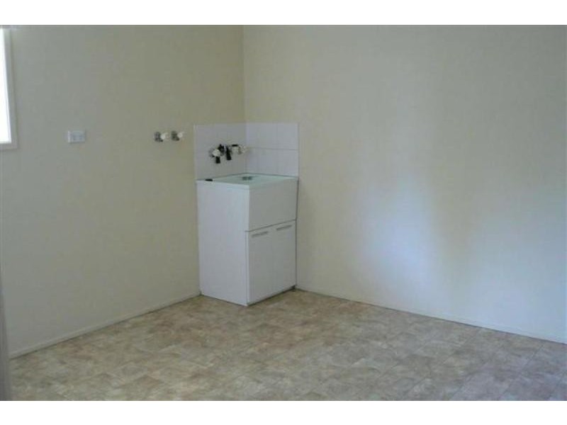 16 Johnstone Blvd, Urraween QLD 4655 Floorplan