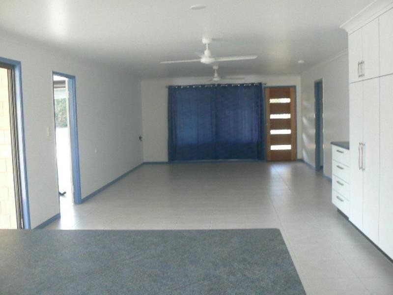 79 Spence Street, Point Vernon QLD 4655