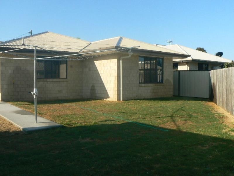 79 Spence Street, Point Vernon QLD 4655