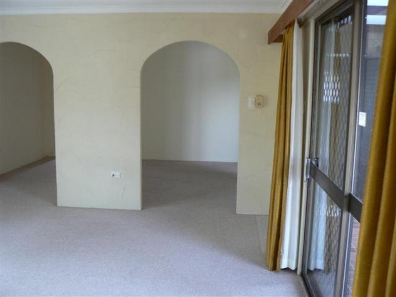 2 Wonga Street, Scarness QLD 4655