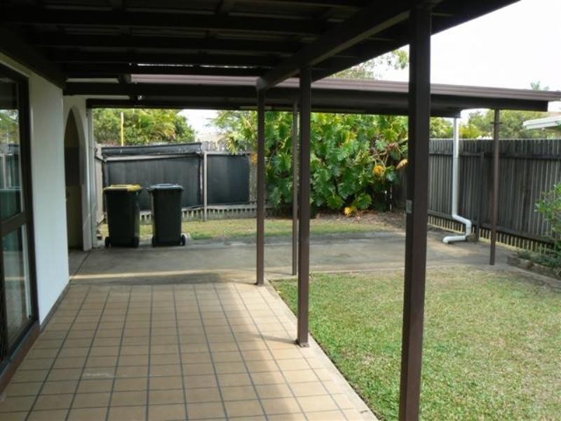 2 Wonga Street, Scarness QLD 4655