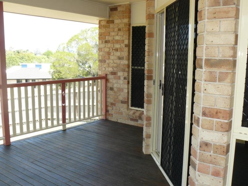 27 Gundesen Street, Urraween QLD 4655
