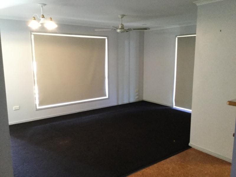 60 Caddy Avenue, Urraween QLD 4655