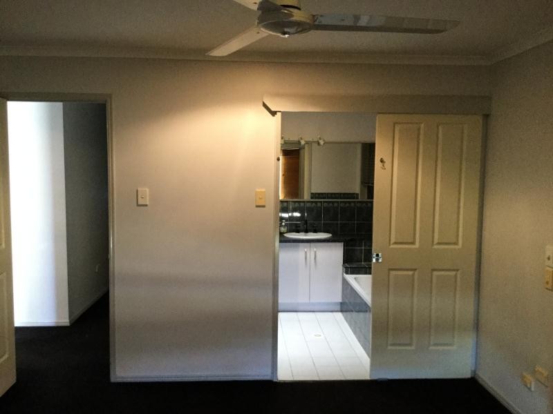 60 Caddy Avenue, Urraween QLD 4655