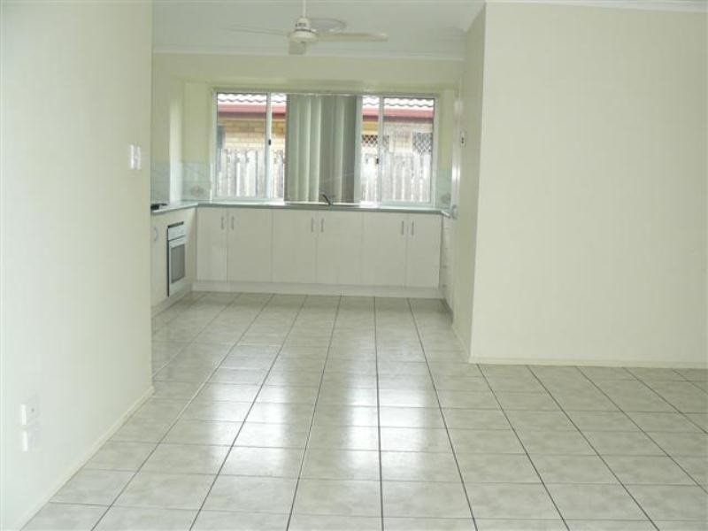 25 Vicki Parade,, Torquay QLD 4655