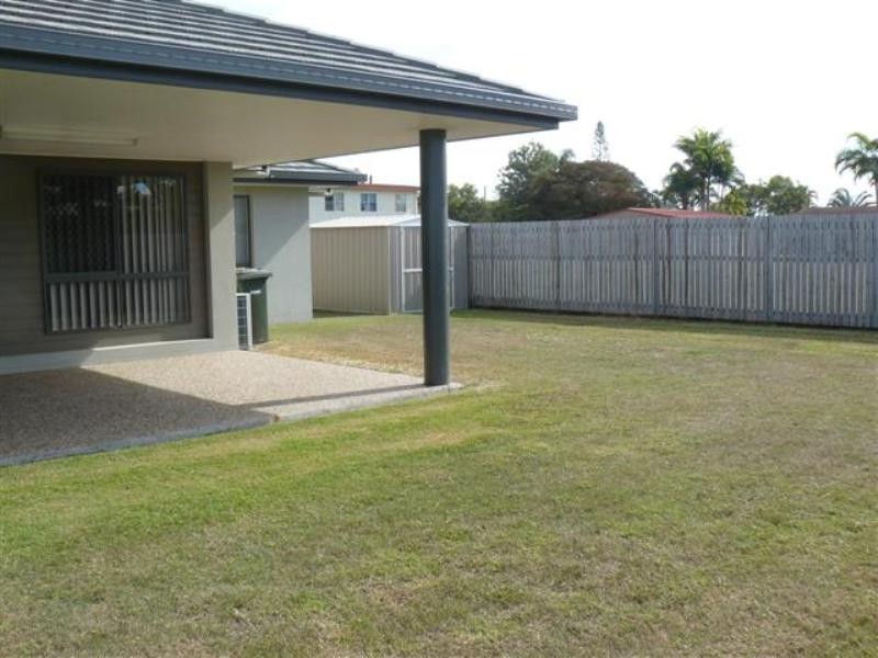3 Belleni Court, Point Vernon QLD 4655