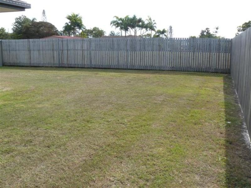 3 Belleni Court, Point Vernon QLD 4655