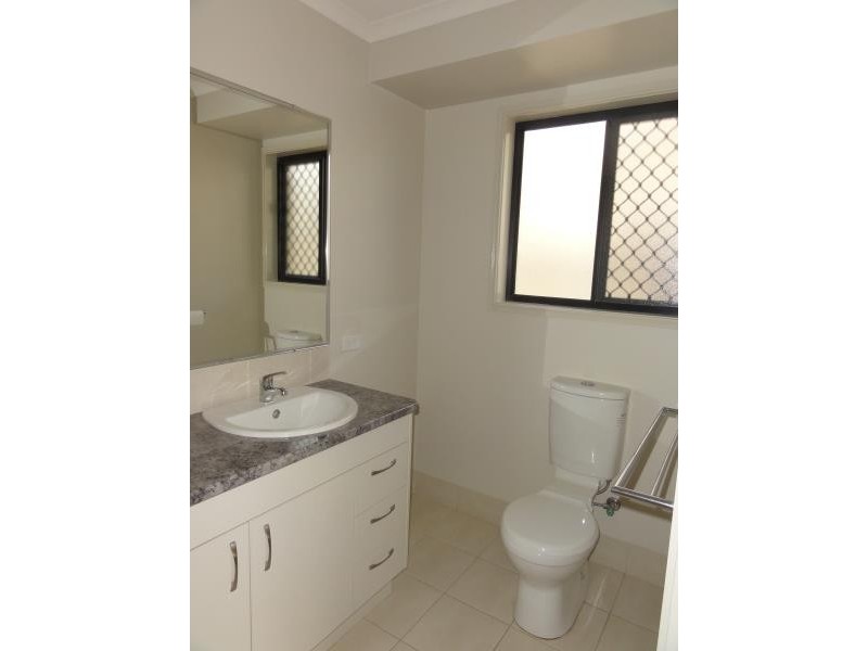 11 Coventry Court, Urraween QLD 4655