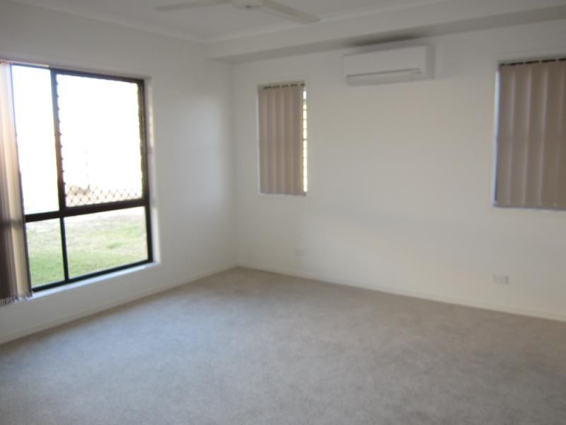 26 Pembridge Circuit, Urraween QLD 4655