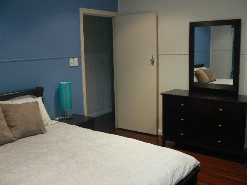 213 Cypress Street, Urangan QLD 4655