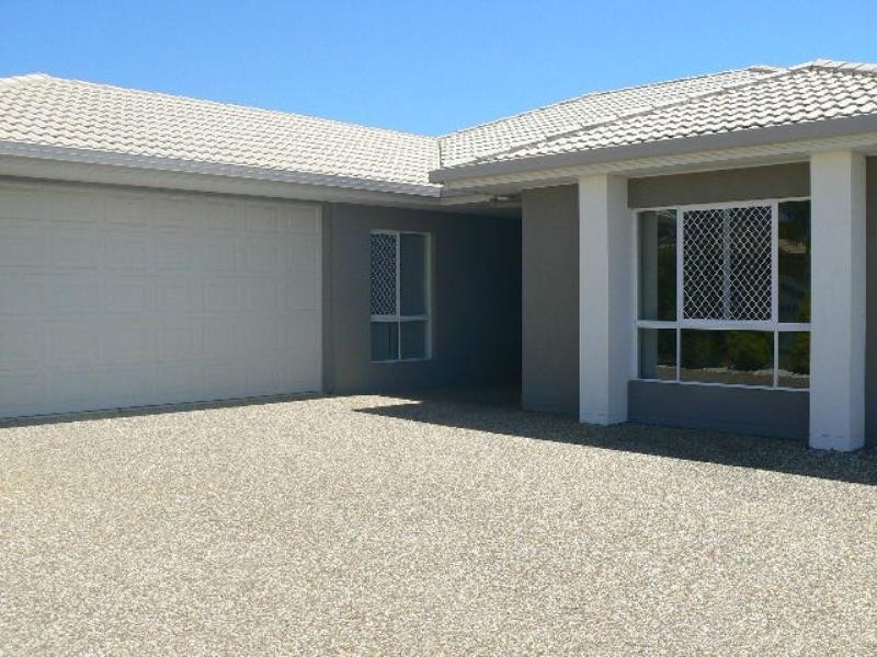 7 McIntyre Court, Urraween QLD 4655