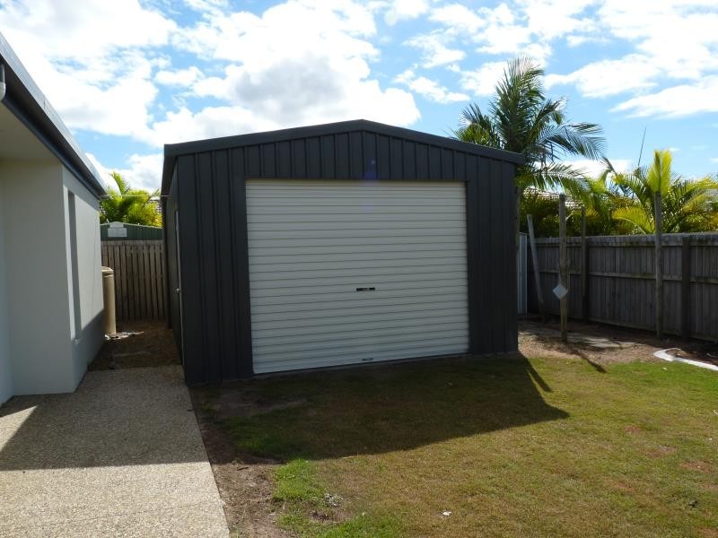 25 Lancaster Circuit, Urraween QLD 4655