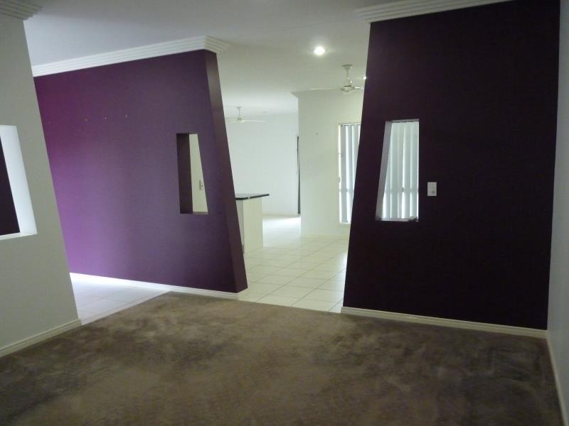 25 Lancaster Circuit, Urraween QLD 4655