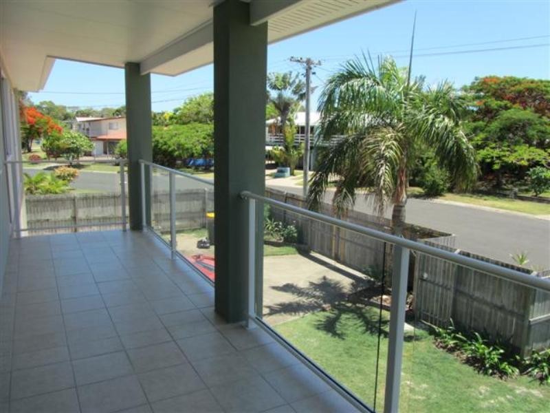 61 Hibiscus Street, Urangan QLD 4655