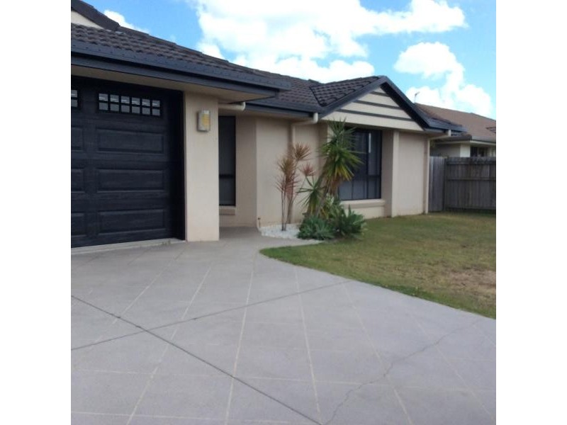 70 Endeavour Way, Eli Waters QLD 4655