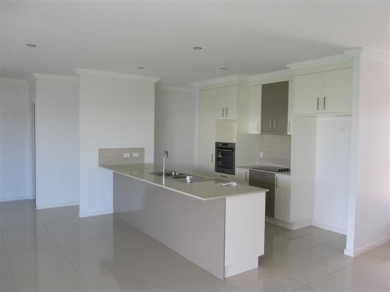 50 Bayswater Drive, Urraween QLD 4655