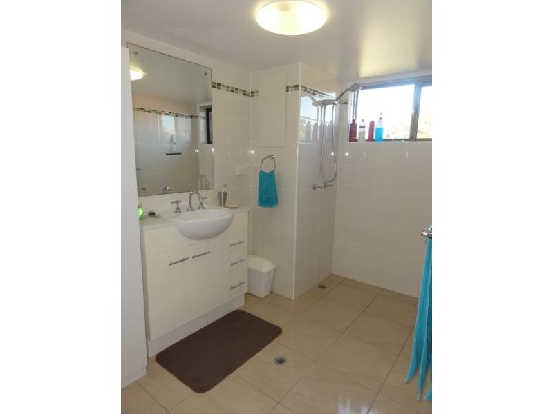 3/6 Ann Street, Torquay QLD 4655