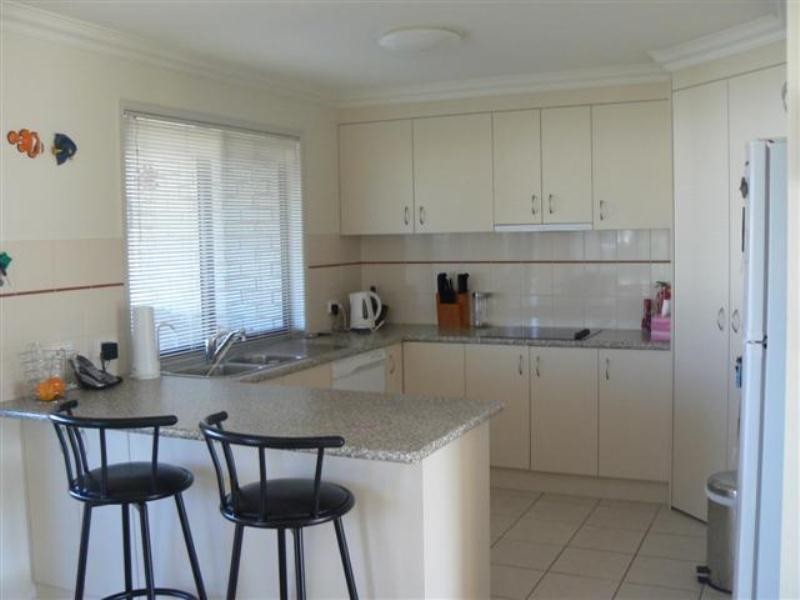 4 Banks Court, Torquay QLD 4655
