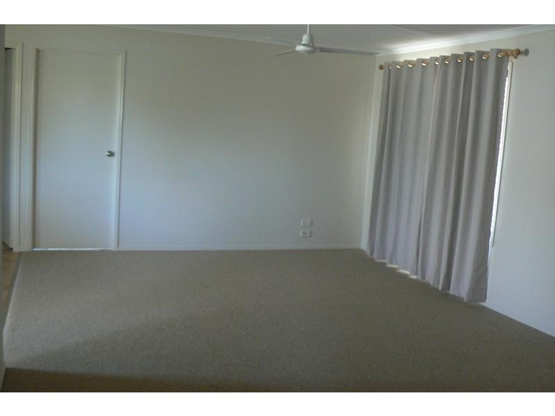 20 Pialba Downs Drive, Eli Waters QLD 4655