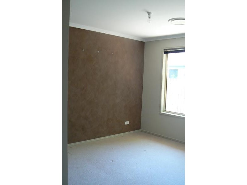 2 Bayley Court, Urraween QLD 4655