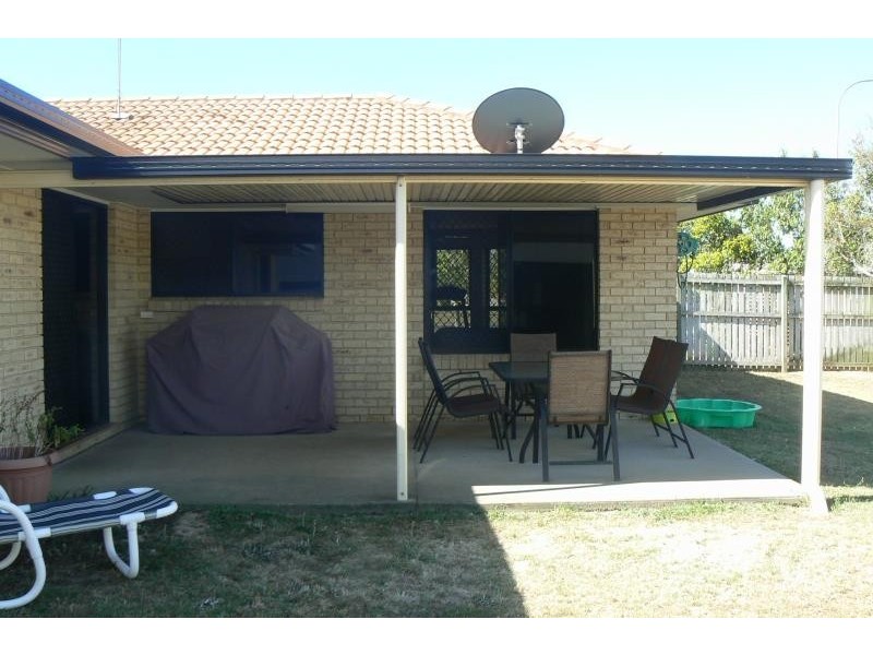 4 Clipper Street, Point Vernon QLD 4655