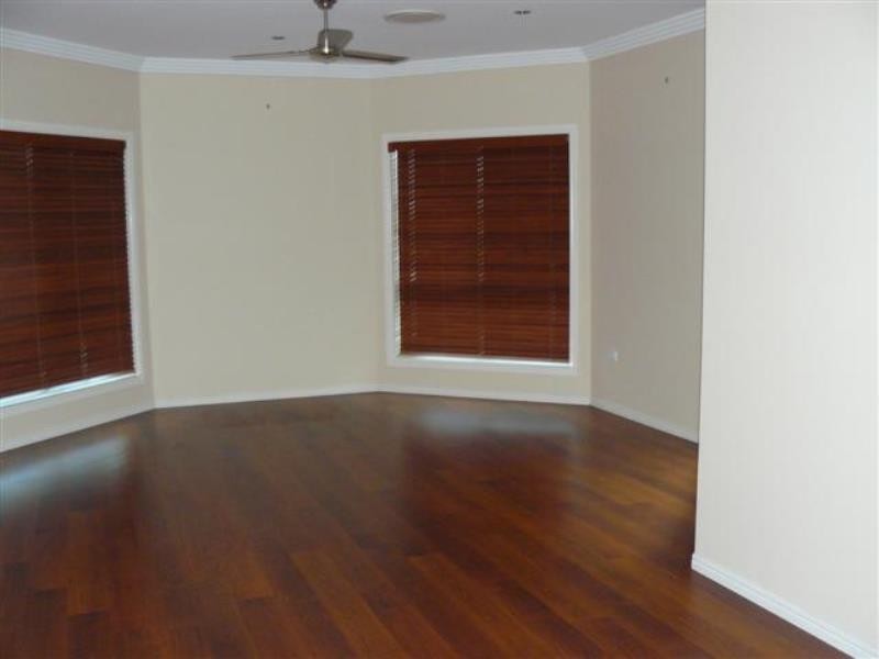 2 Kemble Way, Urraween QLD 4655