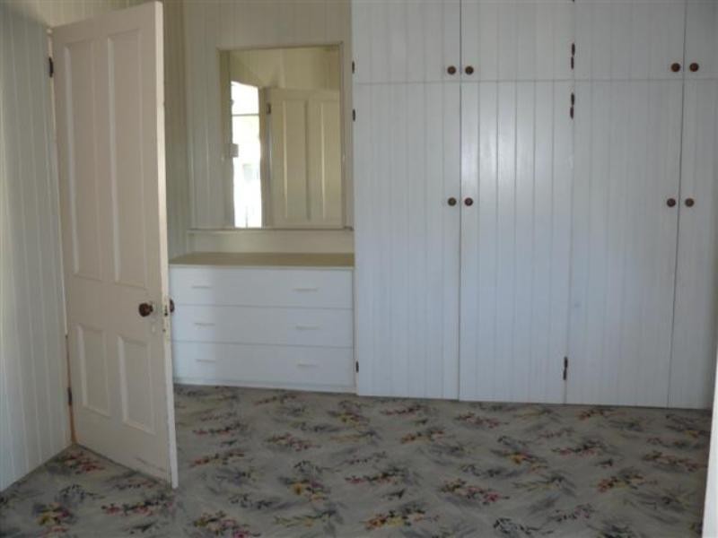 25 John Street, Scarness QLD 4655