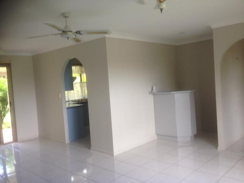 10 Rocky Court, Kawungan QLD 4655