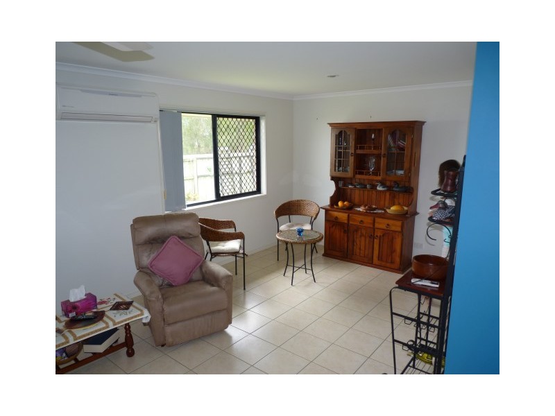 2 Picadilly Circuit, Urraween QLD 4655