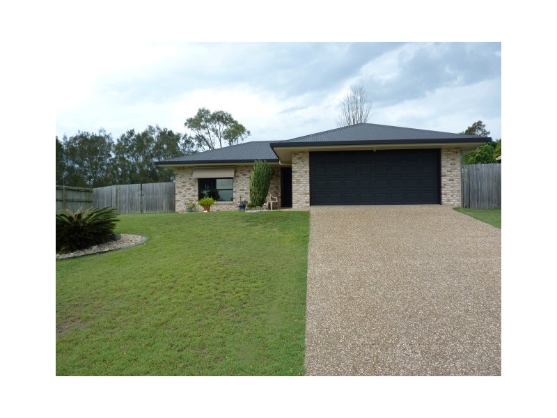 2 Picadilly Circuit, Urraween QLD 4655