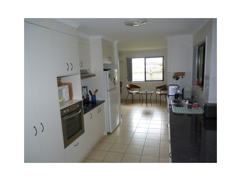 2 Picadilly Circuit, Urraween QLD 4655