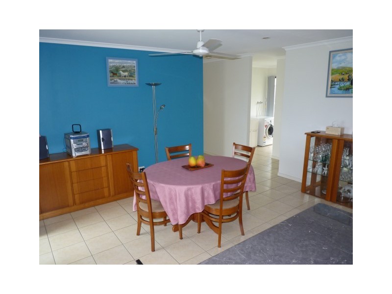 2 Picadilly Circuit, Urraween QLD 4655