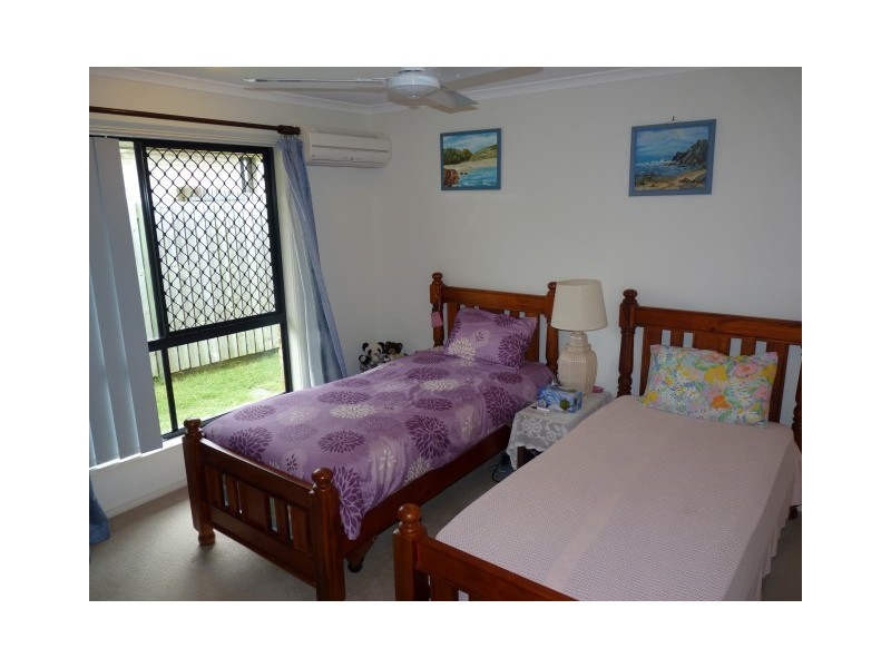 2 Picadilly Circuit, Urraween QLD 4655